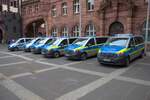 Polizei Frankfurt Mercedes Benz Vito am 15.02.25 in der Innenstadt