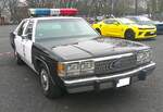 Ford LTD Crown Victoria des LAPD aus dem Modelljahr 1988. Dieses ehemalige Polizeifahrzeug des Los Angeles Police Department wird von einem V8-Motor mit einem Hubraum von 301.6 cui (4942 cm³) mit einer Leistung von rund 150 PS angetrieben. Oldtimertreffen an Mo´s Bikertreff in Krefeld am 09.02.2025. 