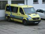 Ein privates Krankentransportunternehmen setzt in Bergen/Rgen diesen Mercedes ein.Aufnahme am 28.August 2012.
