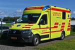VW Krankenwagen von Luxambulance, war beim eDrive Day in Colmar Berg für den Notfall vor Ort.