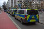 Polizei Frankfurt Mercedes Benz Vito am 15.02.25 in der Innenstadt