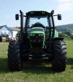 Frontpartie des Deutz 6160, ausgestellt beim Oldtimertreffen in Eiterfeld-Ufhausen im Juli 2015