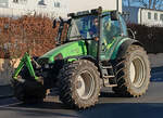 =Deutz-Fahr Agrotron 120 ist unterwegs in Fulda bei einer der vielen bundesweiten Bauerndemos im Januar 2024