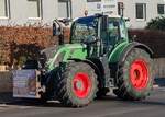 =Fendt Vario 724 ist unterwegs in Fulda bei einer der vielen bundesweiten Bauerndemos im Januar 2024