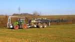 LU Schmidt Ronneburg Fendt Vario 728 mit BSA Ausbringerfass und BOMECH Schleppschuh beim Gärrerste Ausbringen am 07.03.25 bei Nidderau