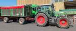 =Fendt Vario 818 steht zur Getreideanlieferung beim Raiffeisenkornhaus in Hünfeld, 07-2024