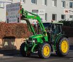 =John Deere 5820 ist unterwegs in Fulda bei einer der vielen bundesweiten Bauerndemos im Januar 2024