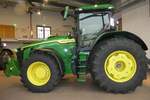 =John Deere 340 8R, ausgestellt im John Deere-Forum Mannheim im November 2019