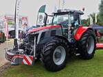 Massey-Ferguson 7S.210, war bei der Landwirtschaftsmesse in Ettelbrck ausgestellt. 05.07.2024