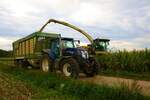 Lohnunternehmen Schmerer Krone Big X1180 und New Holland T7 200 am 21.09.23 beim Mais Häckseln des Maschinenring Wetterau