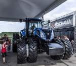 New Holland T8.420 aufgenommen am 05.05.2013.