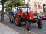 Belarus MTS 52 Super ein Schlepper aus der Ukraine Baujahr:1971 Gesamtgewicht:4850kg mit 55Ps habe ihn neu Aufgebaut und versucht ihn ziemlich im Originalen Zustand zu lassen 4x4 Antrieb Bild habe ich am 17.06.2016 