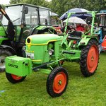 =Deutz steht bei der Oldtimerausstellung in Gudensberg, Juli 2016