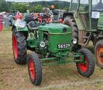 Deutz D 25S; BJ 1959; 25 PS; habe ich beim Oldtimertreffen in Warken aufgenommen. 21.07.2024 