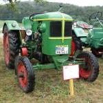 Deutz  Knubbel , steht im Regen beim Oldtimertag in Seitzenhahn im August 2015