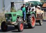 Deutz 4006, unterwegs in Pferdsdorf anl.