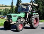 =Deutz unterwegs im Festzug beim Pferdsdorfer Oldtimertag im August 2016