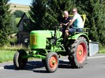 =Fendt Dieselroß rollt im Festzug beim Pferdsdorfer Oldtimertag im August 2016