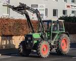 =Fendt Farmer 306 LS ist unterwegs in Fulda bei einer der vielen bundesweiten Bauerndemos im Januar 2024