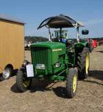 John Deere - Lanz 300, gesehen bei der Oldtimerausstellung am Baiersröder Hof im August 2015