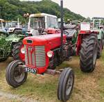 Massey Ferguson 65; BJ 1964; 62 PS; gesehen beim Oldtimertreffen in Warken.