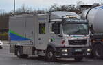 Berliner Wasserbetriebe mit einem MAN TGM 15.290 Kasten-LKW (Entstörungsdienst) am 12.03.24 Berlin Marzahn.