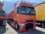 Ein Renault Sattelzug der Constantin Group am 4.9.21 beim  special  Trucker Festival in Interlaken.