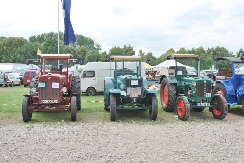 Verschiedene Hanomag-Schlepper, Markkleeberg 28.06.09